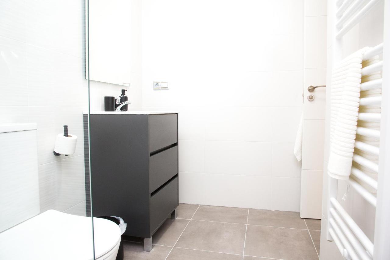 Elegante Apartamento LAUD1 - Nuevo/Familia/Wifi/TV Valladolid Exterior foto