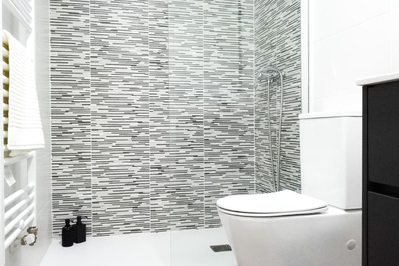 Elegante Apartamento LAUD1 - Nuevo/Familia/Wifi/TV Valladolid Exterior foto